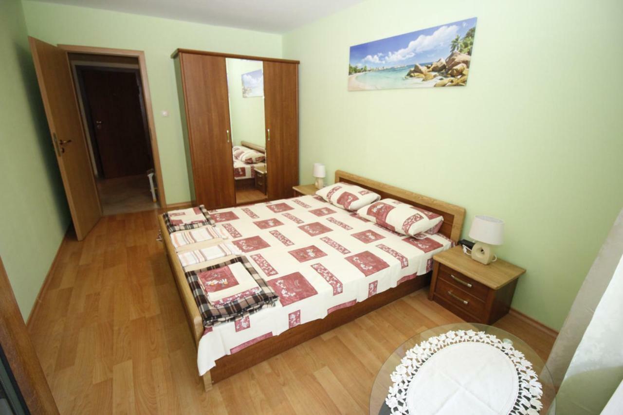 Apartment Rosi Поморіє Екстер'єр фото